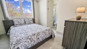 rs2100319_img-25_large