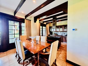 Is located in one of the sub-divisions of Hacienda Pinilla called Jardines de Palma Real.