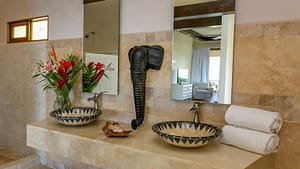 aaccc123-944d-44a7-9fcc-0a269d0be767