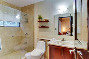 The Cove at Playa Ocotal Spacious 3-bed, 3.5-bath property just a 3-minute walk from Ocotal Beach. Features a flexible lock-off layout, modern amenities, and a pool. Priced at $349,000.