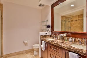 CONDO 204 BATHROOM - 360 SPLENDOR DEL PACIFICO