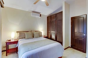 The Cove at Playa Ocotal Spacious 3-bed, 3.5-bath property just a 3-minute walk from Ocotal Beach. Features a flexible lock-off layout, modern amenities, and a pool. Priced at $349,000.