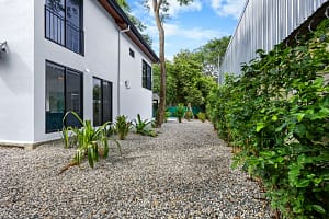 24. JPG-22