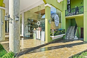 870m2 Tamarindo Commercial Center
