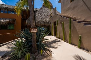 Entrance area of Colores del Pacifico