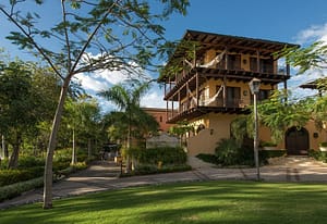 Wake up to ocean views in the beautifully designed bedrooms of Casa de Tom, blending comfort, elegance, and beachfront living in Las Catalinas.