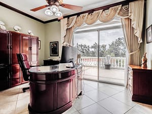 Cariari Gem: Luxurious Home with View & Pool for Sale - luxurious home with pool