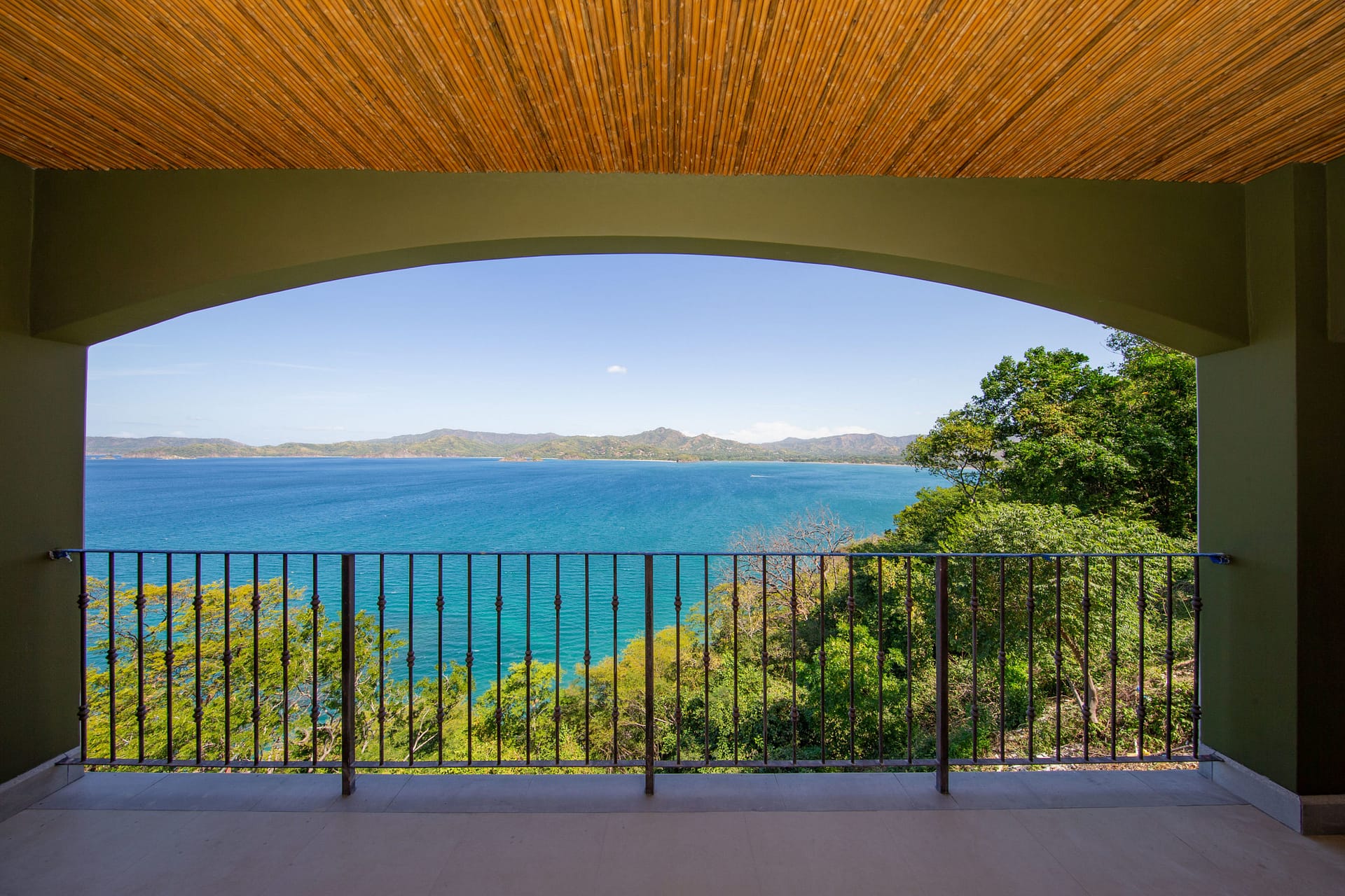 Luxury Condominium For Sale - 3 Bedroom Condo Playa Flamingo